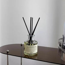 Load image into Gallery viewer, 50ml Flameless Home Fragrance Room Flameless Freesia Jasmine Fragrance Oil with Reed Diffuser Stick Home Room Air Freshener Deco
