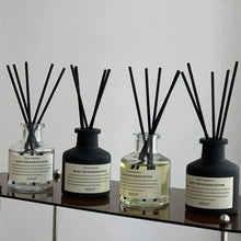 Load image into Gallery viewer, 50ml Flameless Home Fragrance Room Flameless Freesia Jasmine Fragrance Oil with Reed Diffuser Stick Home Room Air Freshener Deco
